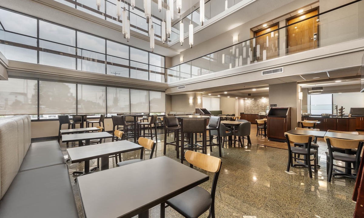 Springfield Hotel | Drury Inn & Suites Springfield, MO