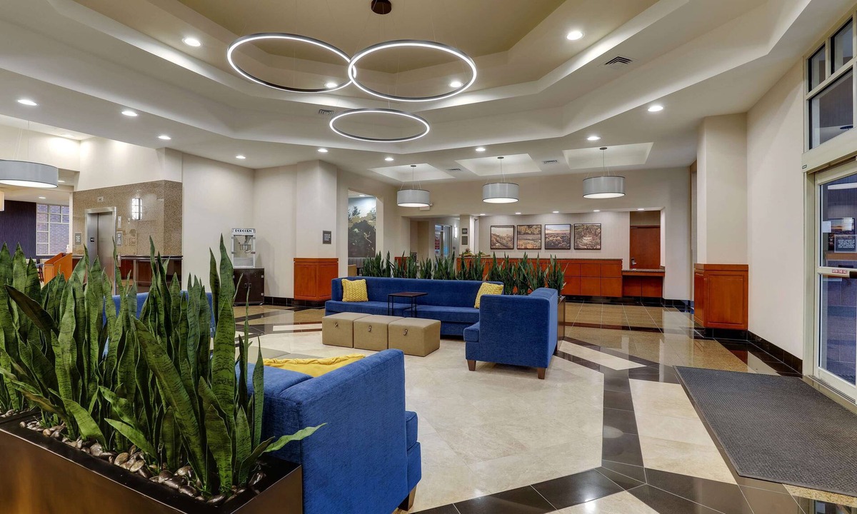 Arnold Hotel | Drury Inn & Suites St. Louis Arnold