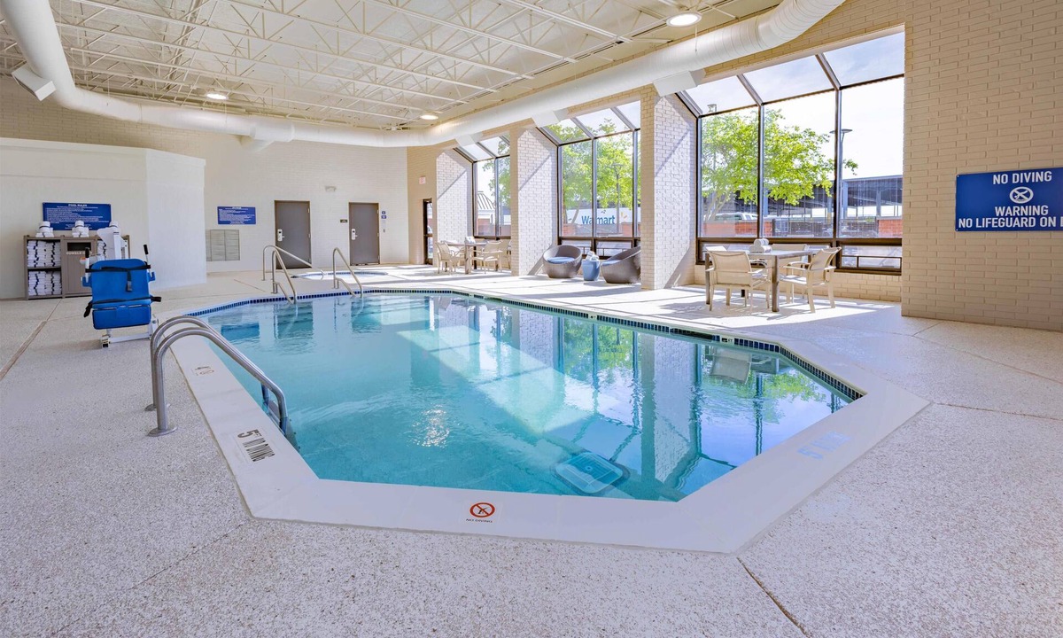 Airport Township Hotel | Drury Inn & Suites St. Louis Airport
