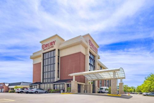 Airport Township Hotel | Drury Inn & Suites St. Louis Airport