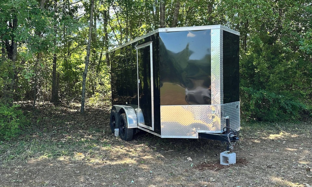 Langston RV Rental | Dry Camping with optional AC in charming Langston