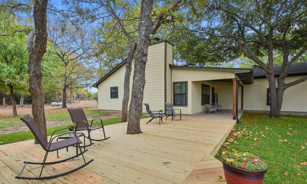 Bryan House | Dry Creek Ranch | 100-Acre Retreat