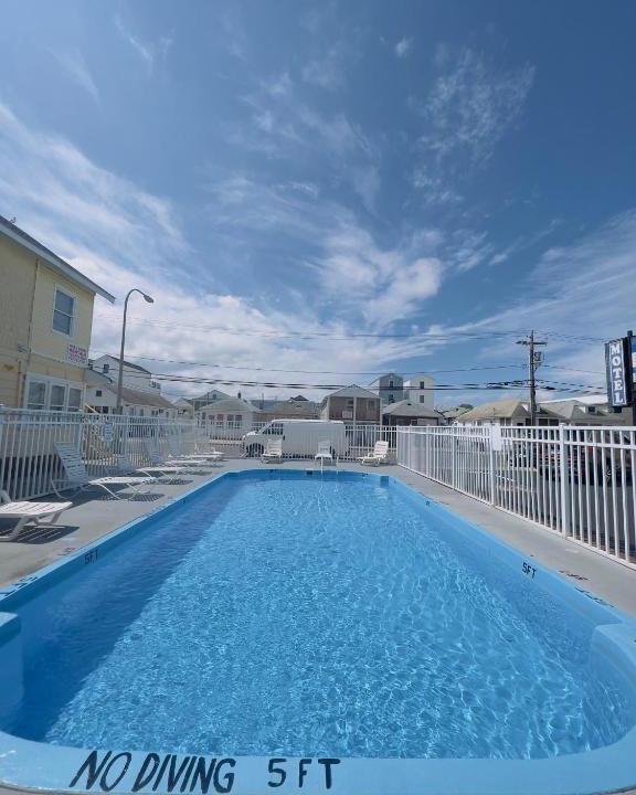Seaside Heights Hotel | Dry Dock Motel