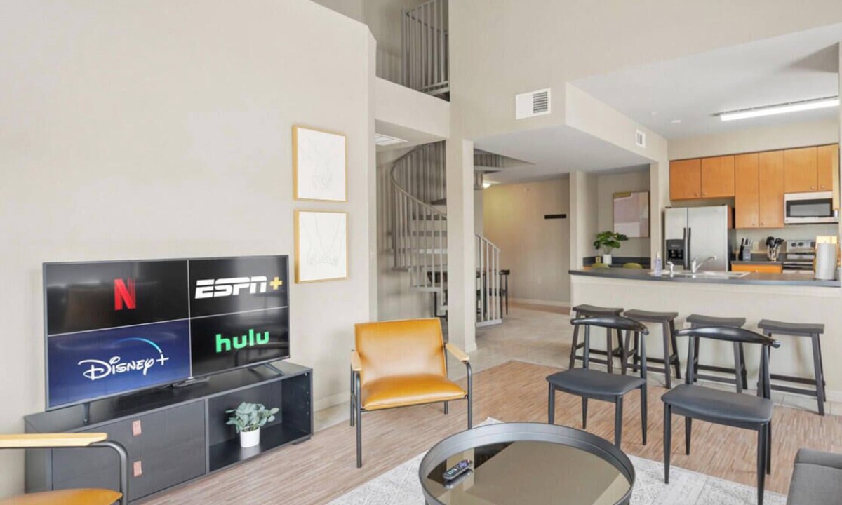 The Drag Apartment | Dual West Campus Homes | Walk to UT, The Drag & SXSW Venues, Near Downtown