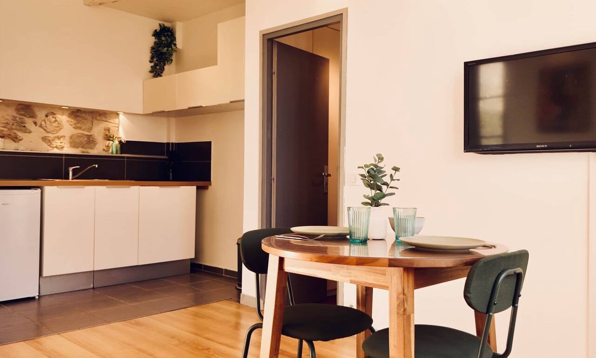 Brignoles Apartment | Dubonnet - Coeur de ville