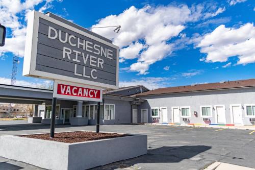Duchesne Hotel | Duchesne River LLC
