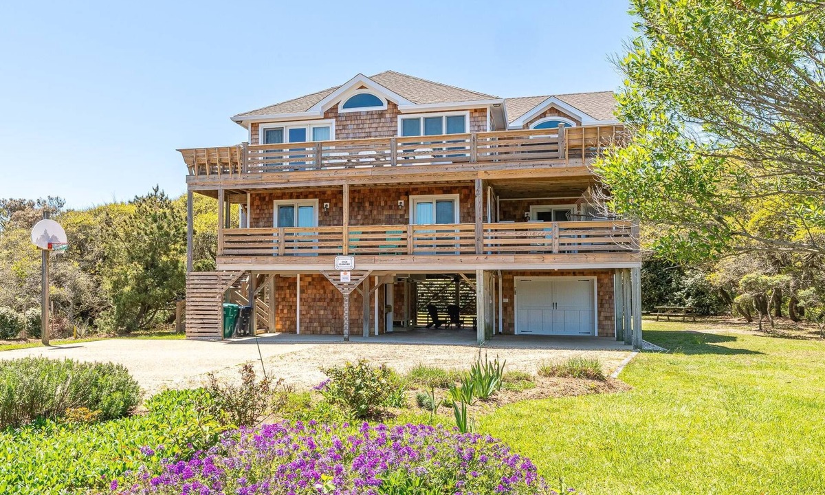 Duck House | Duck Diamond - Sanderling, Ocean View, 95 Yds to Beach, Hot Tub, Sauna, Community Pool