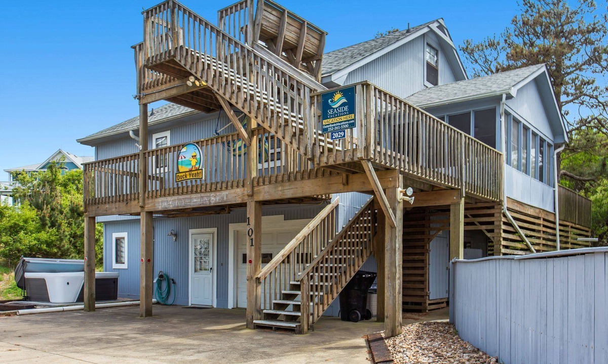 Carolina Dunes House | Duck Yeah!: Pool, Hot Tub, Crow's Nest Views OBX