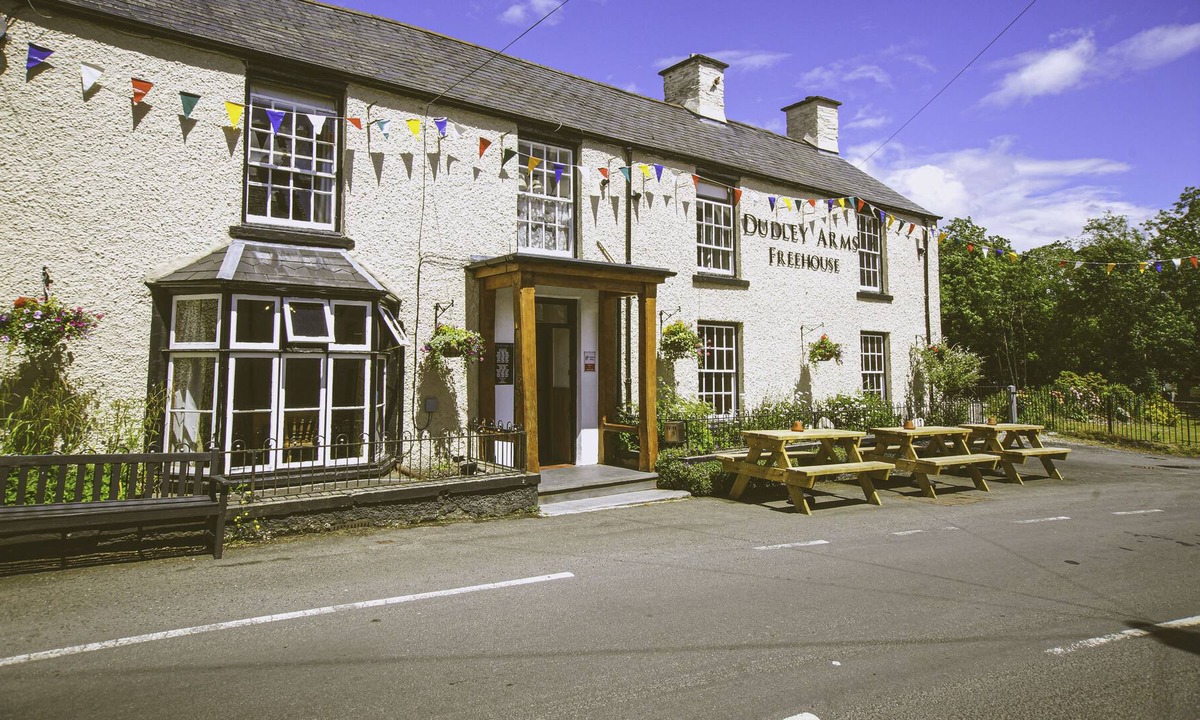 Llandrillo Hotel | Dudley Arms Hotel