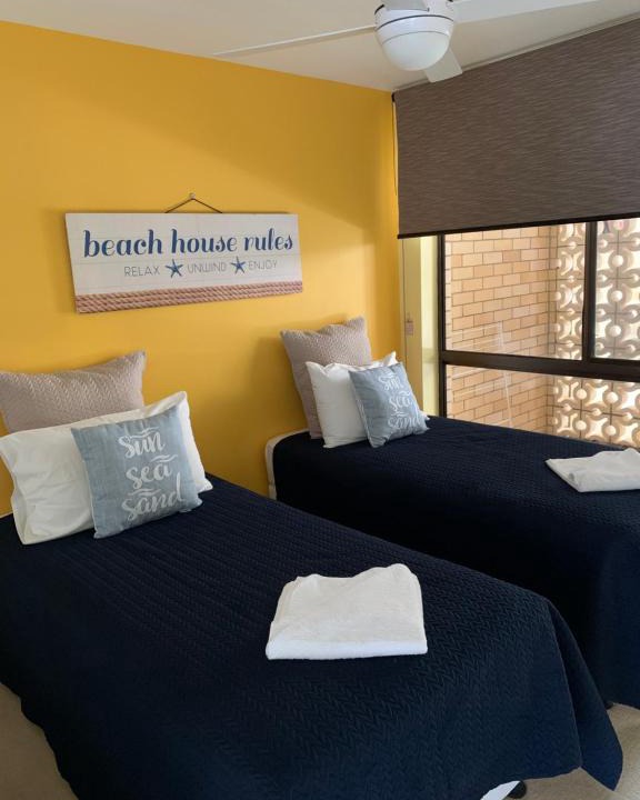 Kings Beach Apartment | Dulkara Holiday Units