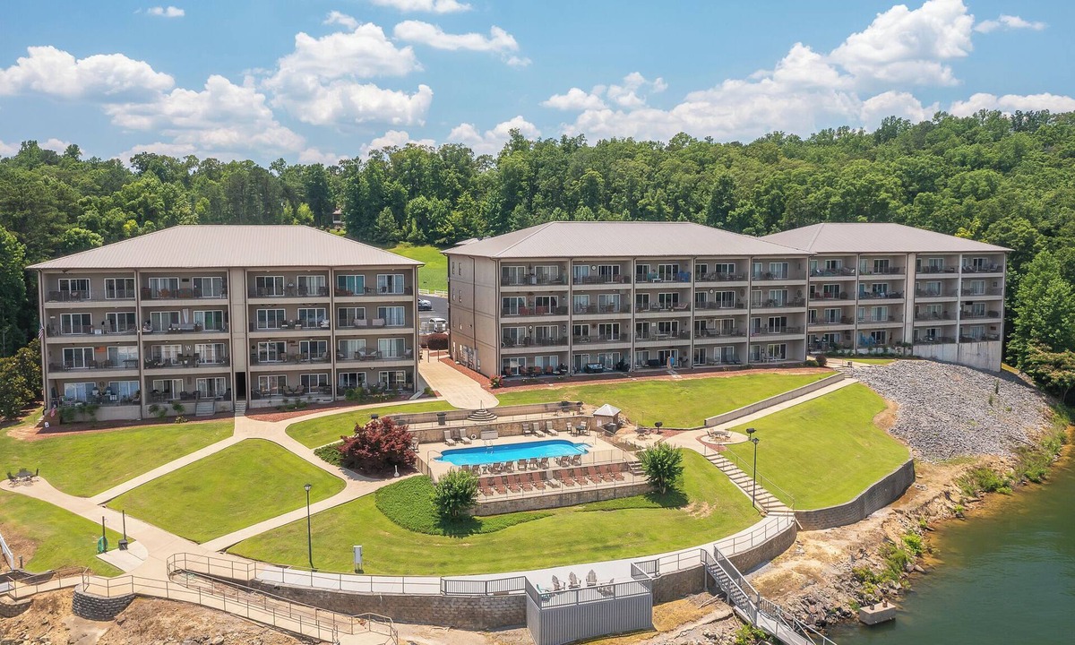 Jasper House | Duncan Bridge Condominium 112 - First floor!