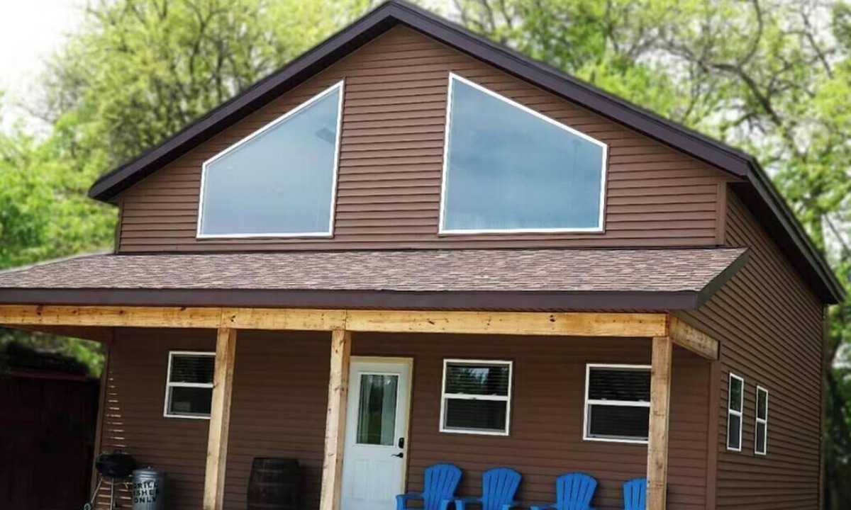 Attica Cabin | DUNE OUR THING - 3 Bedroom, 3 Bath Vaulted Ceiling Villa