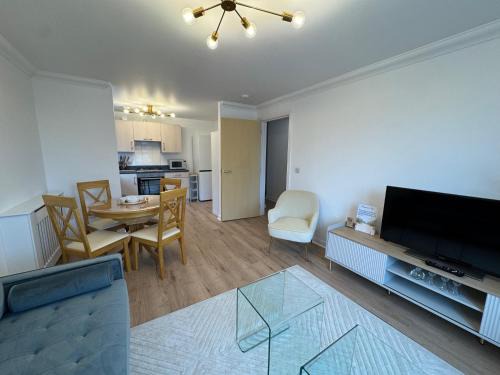 Newburgh Apartment | Duneside View