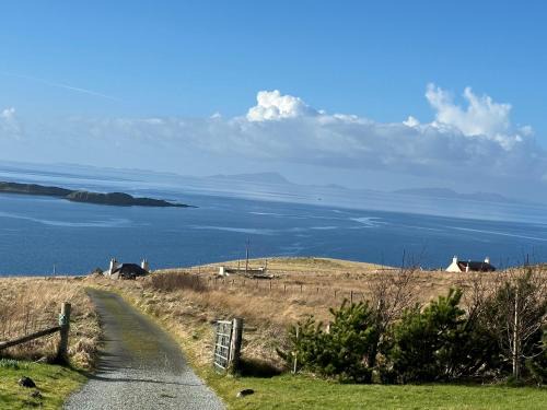 Waternish House | Dunhallin Ard