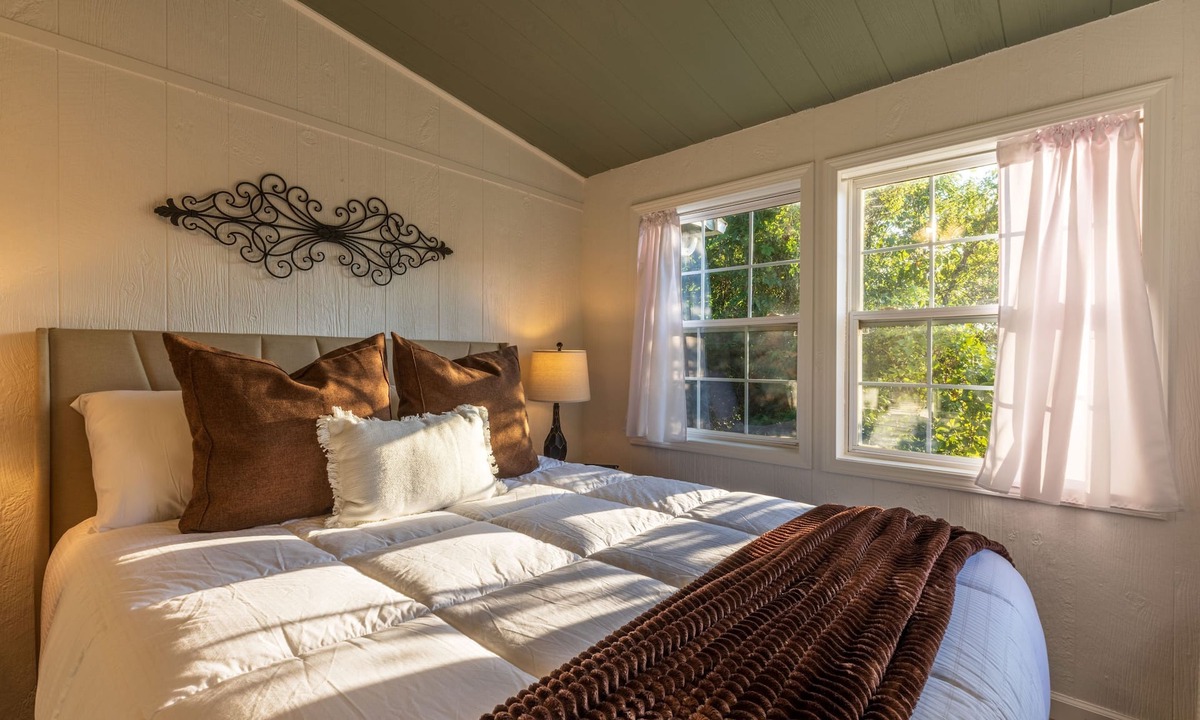McArthur Apartment | Dunkle Schoolhouse