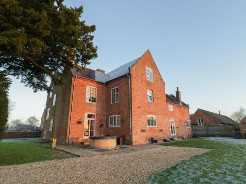 Tamworth House | Dunnimere Farmhouse