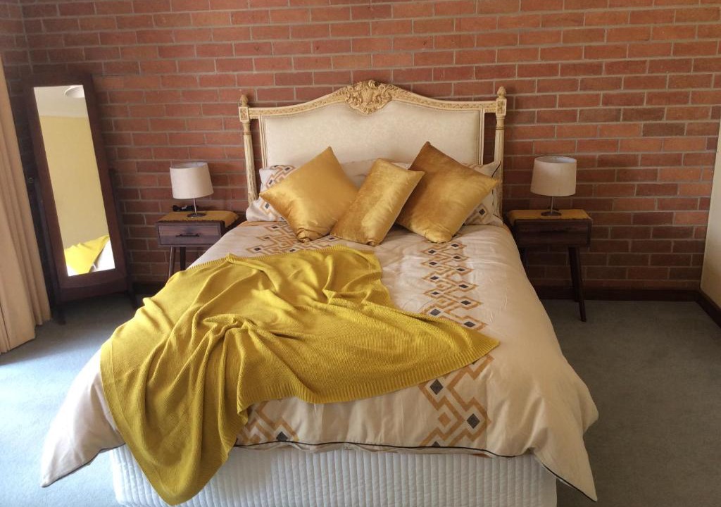 Dunolly Bed & Breakfast | Dunolly Broadway B&B