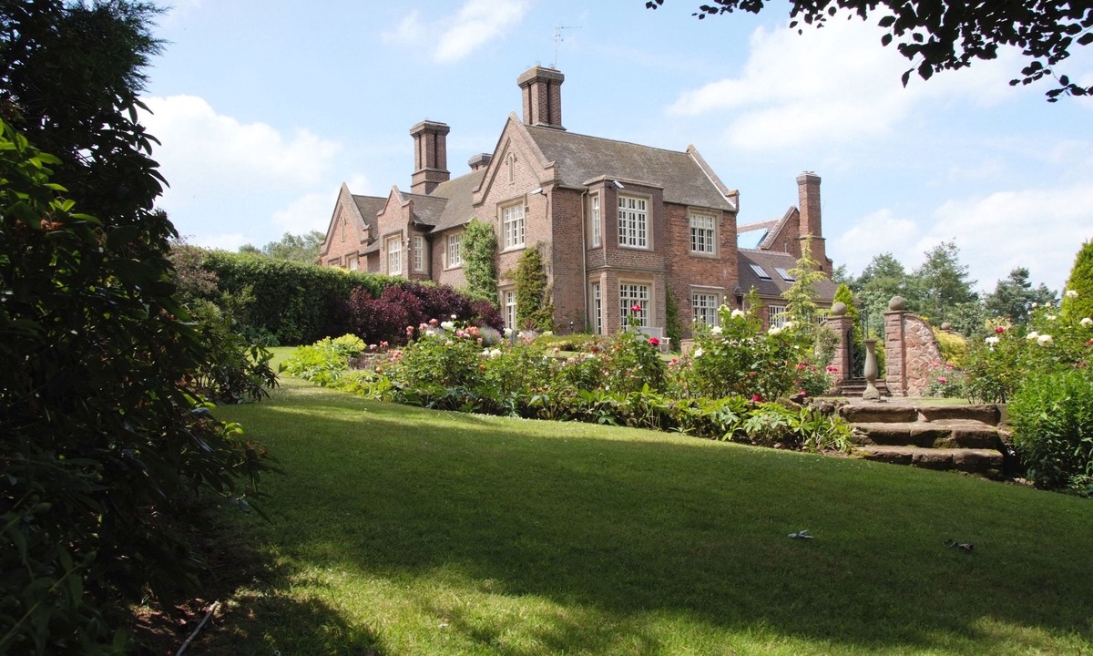 Stourbridge Hotel | Dunsley Hall Hotel