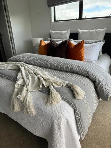 Eastern Beach House | Duo Duo