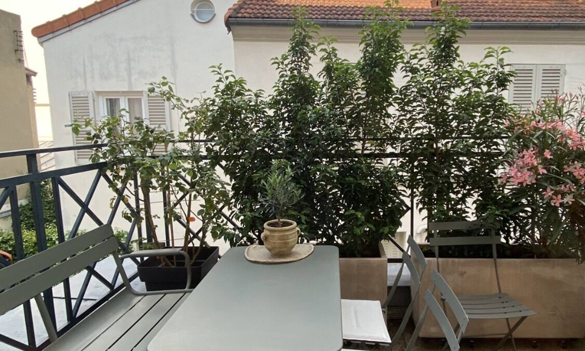 Parchamp–Albert Kahn Apartment | Dupleix Familial