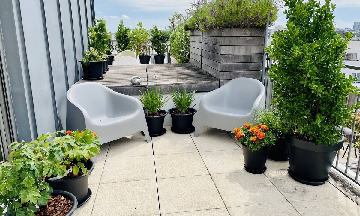 Arcueil Apartment | Duplex 115m2 Inondé de Soleil Avec Terrasse, Climatisation et Parking Privé