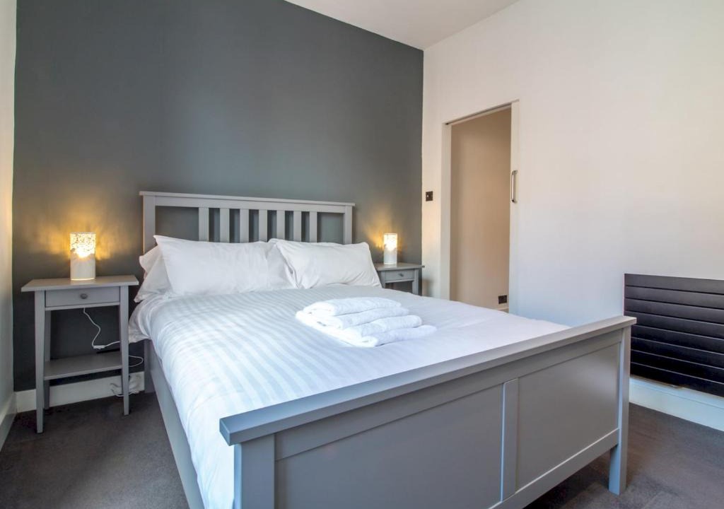 Newhaven Apartment | Duplex, 1BR Apartment, Sleeps 4, Newhaven Harbour