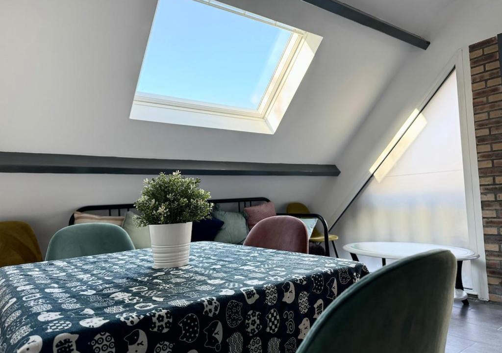 L'Etang-la-Ville Apartment | Duplex 2 chambres proche tram