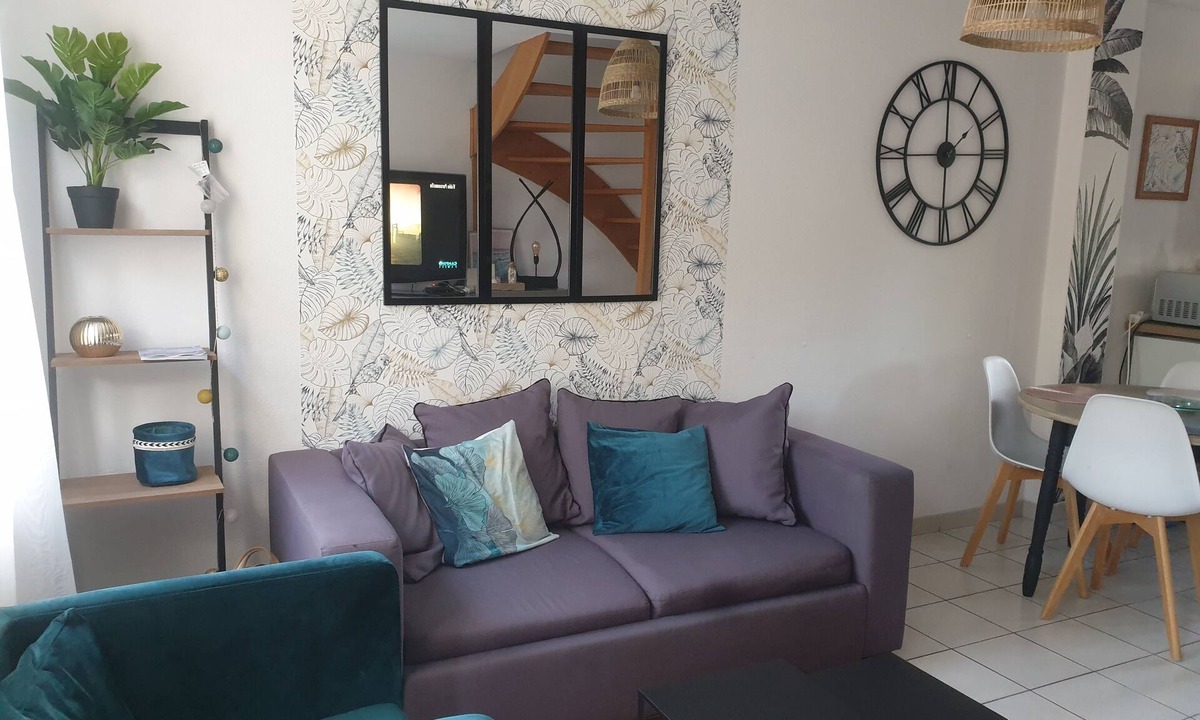 Saint-Pair-sur-Mer Apartment | Duplex 47 m2 in wooded setting