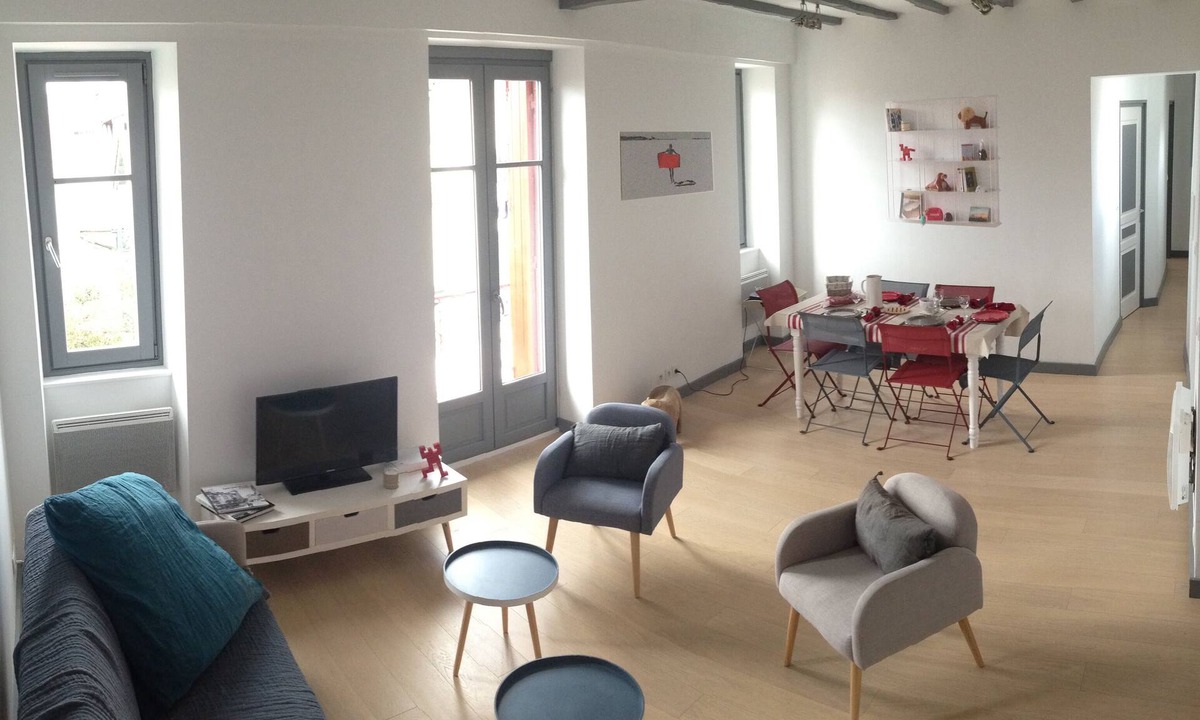 Saint-Jean-de-Luz City Center Apartment | Duplex apartment - great location