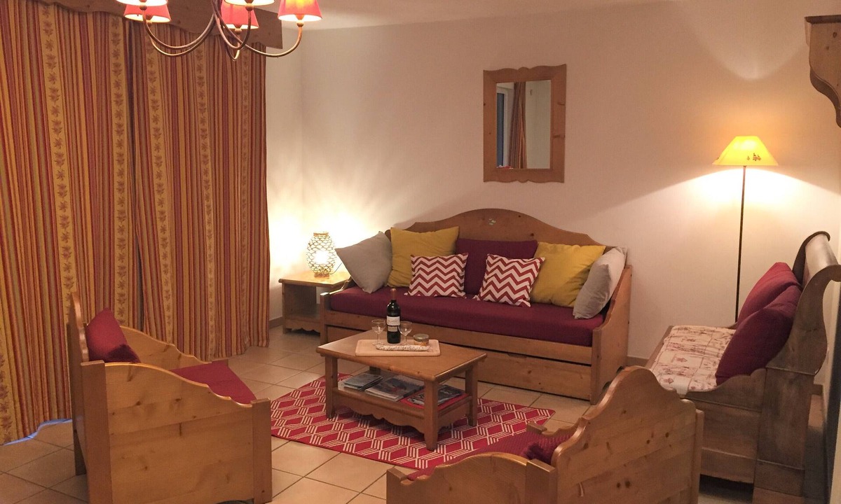 Vielle-Aure Apartment | Duplex apartment 6 people - Saint Lary -Interior swimming pool