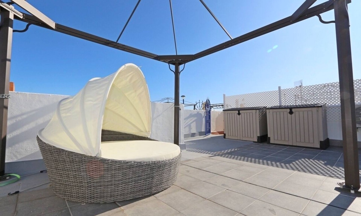 El Chaparral House | Duplex apartment with terrace