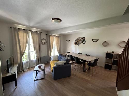 La Roche-Posay Apartment | Duplex avec piscine