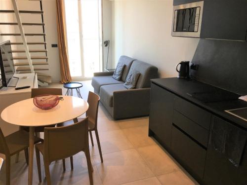 Gambetta Apartment | Duplex balcon centre mer 502