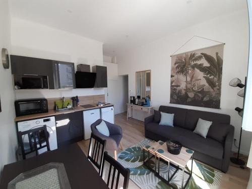 8th Arrondissement Apartment | Duplex Bastié T3 calme et climatisé WiFi