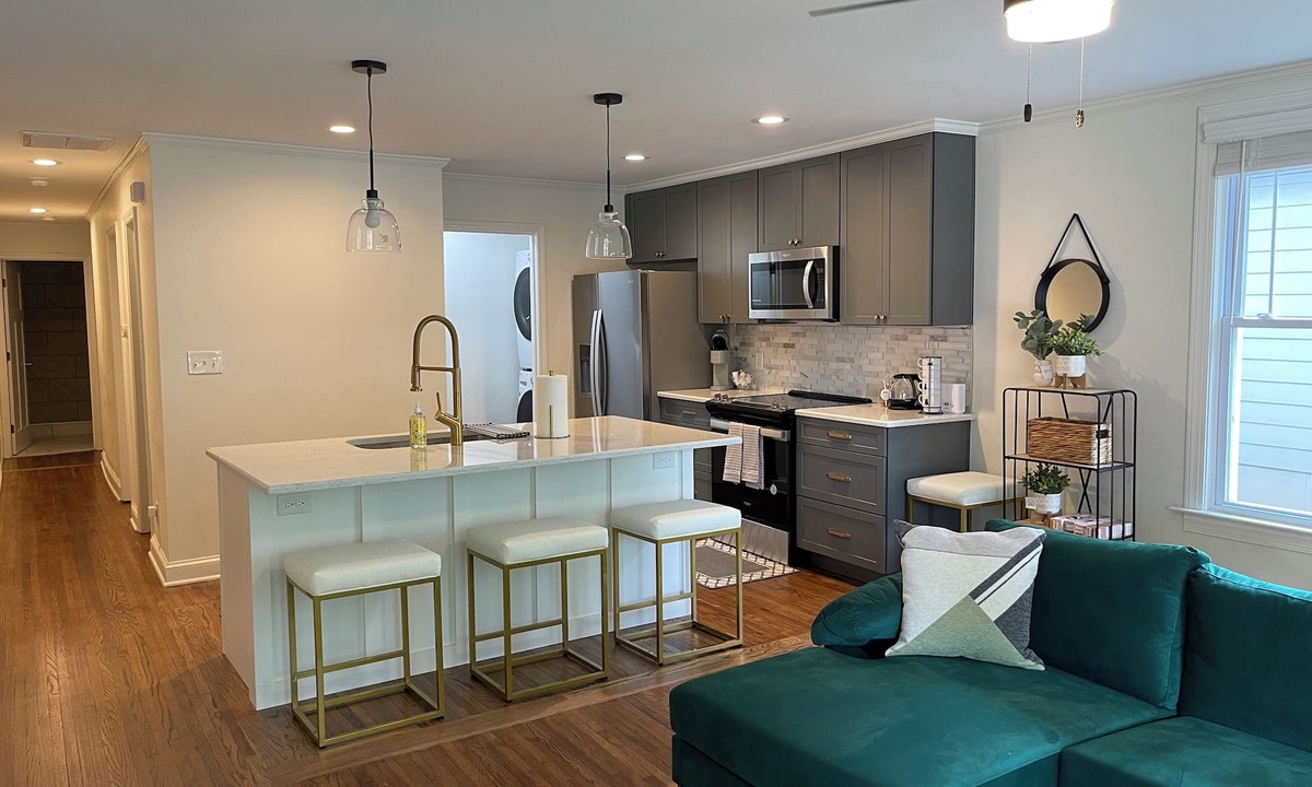 Cherry Apartment | Duplex by Uptown