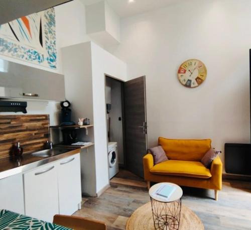 Saint-Martin-du-Littoral Apartment | Duplex cosy atypique à la plage - hyper centre