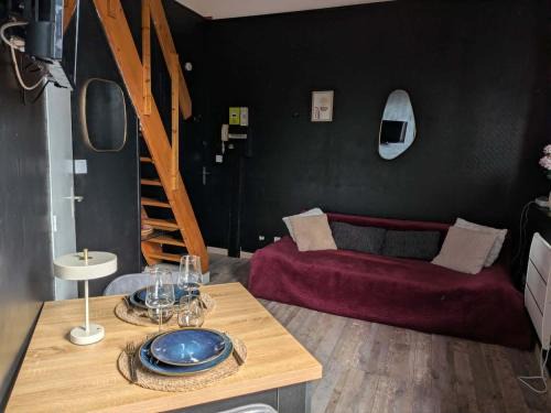 Doullens Apartment | Duplex cosy Chambre Canapé-lit Wifi Doullens