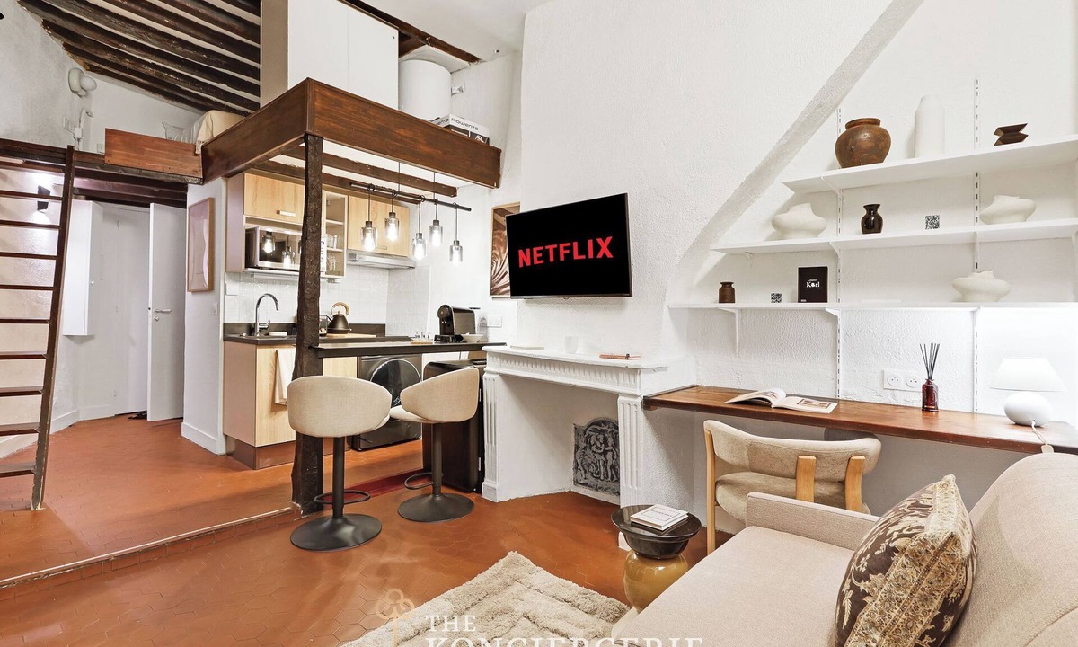 Arts-et-Metiers Apartment | Duplex d’Architecte au Cœur du Marais