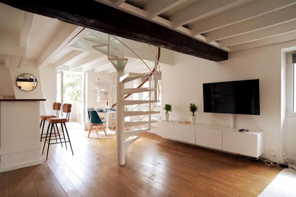 Saint-Germain-en-Laye Apartment | Duplex de charme avec terrasse aux portes de Paris