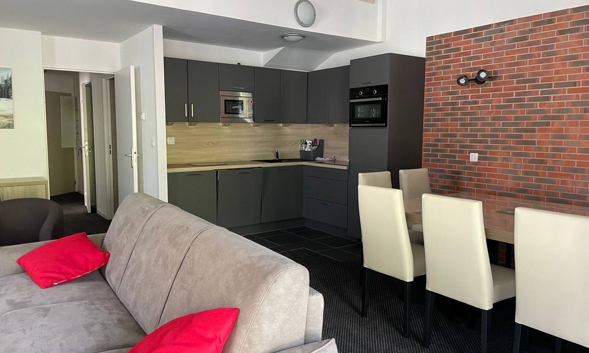 Eaux-Bonnes Apartment | Duplex in Gourette, 10 guests, Pool and Pets allowed