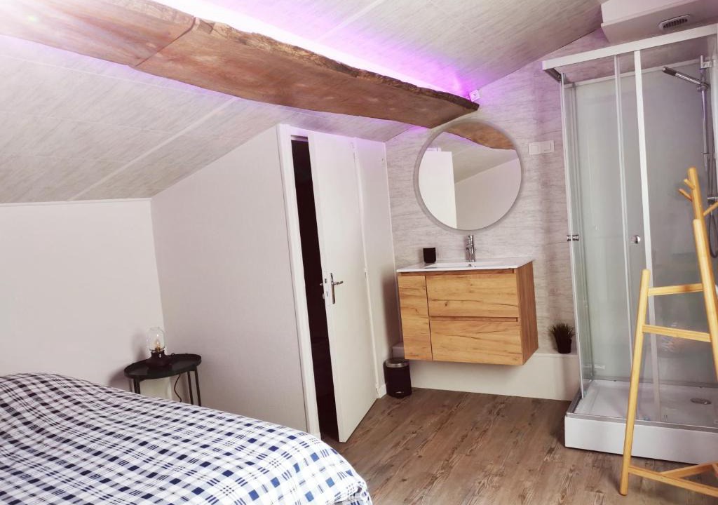 Les Herbiers Apartment | Duplex INDEPENDANT Centre ville