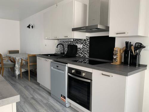 Courlancy Apartment | Duplex lumineux à Reims - 2 chambres, moderne et confortable - FR-1-870-12