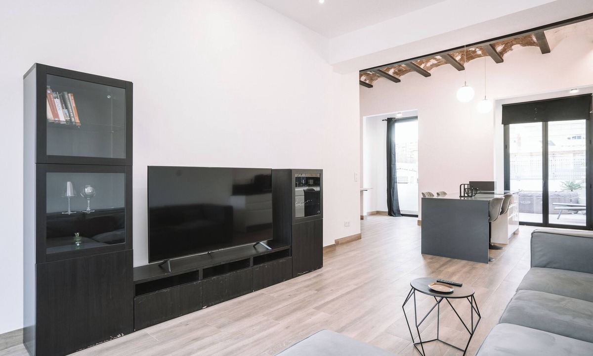 Provencals del Poblenou Apartment | Duplex Oasis with Terrace, Pool, BBQ & Free Parking