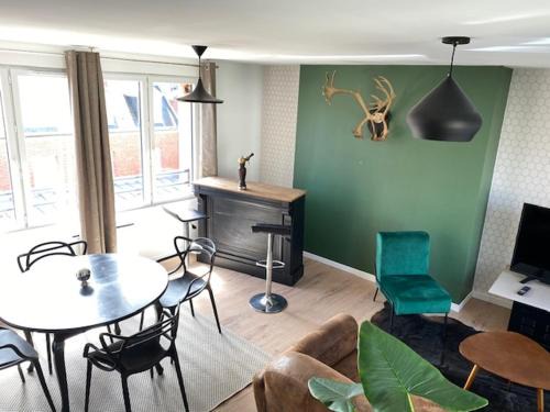 Centre Ville Apartment | duplex proche gare vue tour Perret avec parking gratuit