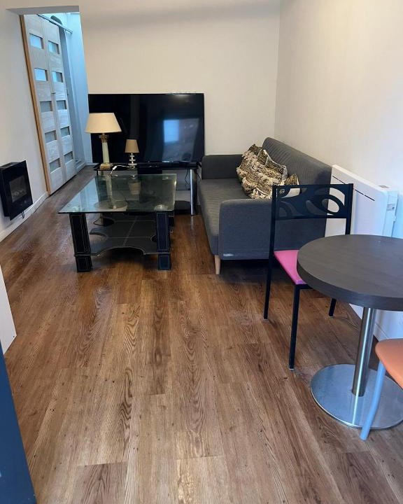 Monchaux-Soreng House | DUPLEX REFAIT NEUF à MONCHAUX SORENG