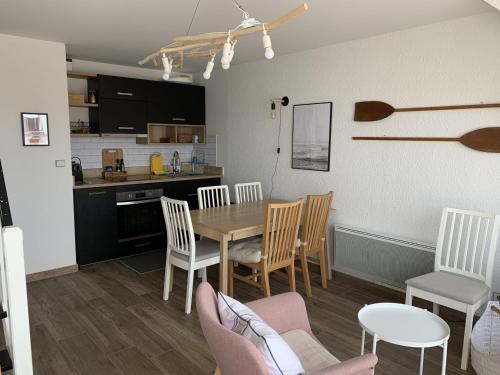 Fort-Mahon-Plage Apartment | Duplex spacieux avec parking à Fort-Mahon-Plage - FR-1-482-71
