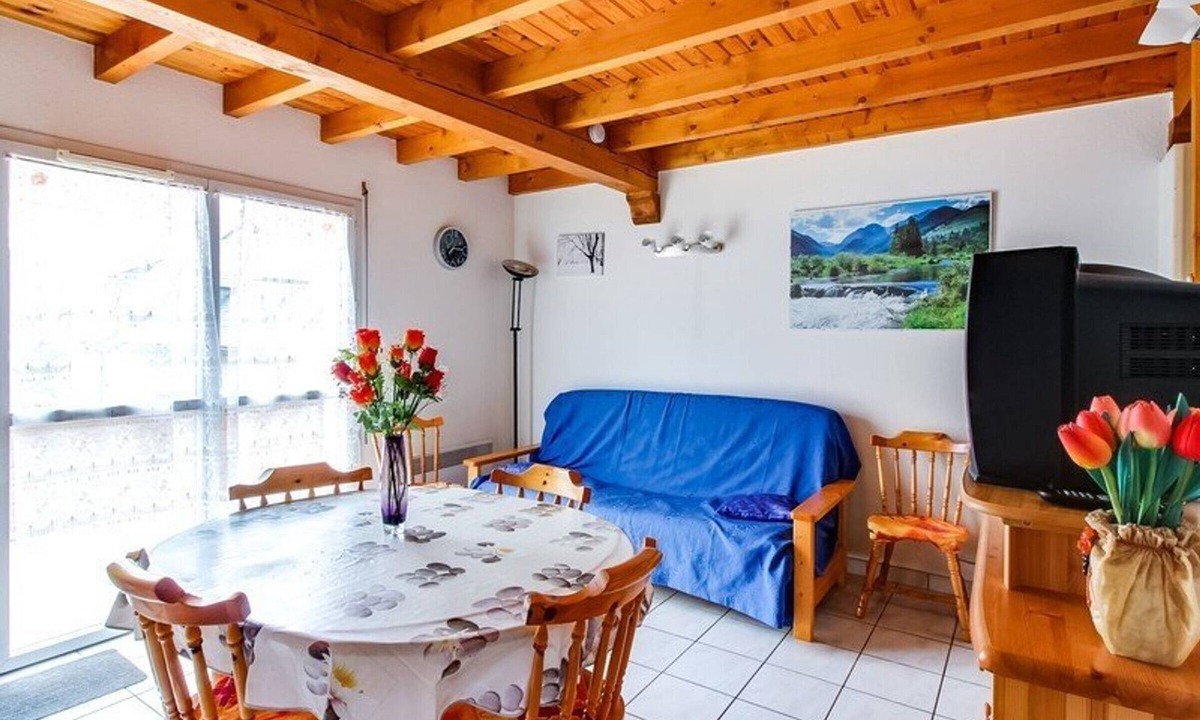 Esquieze-Sere Apartment | Duplex T3, 7 pers, quiet, terrace, parking, near Luz-Saint-Sauveur