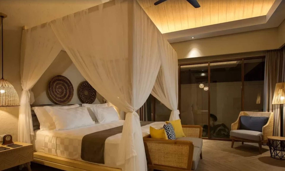 Pemenang Villa | Duplex Villa with Private Pool and Beach Access 1