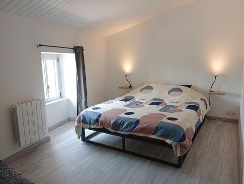 Clisson Apartment | Duplex vue sur château