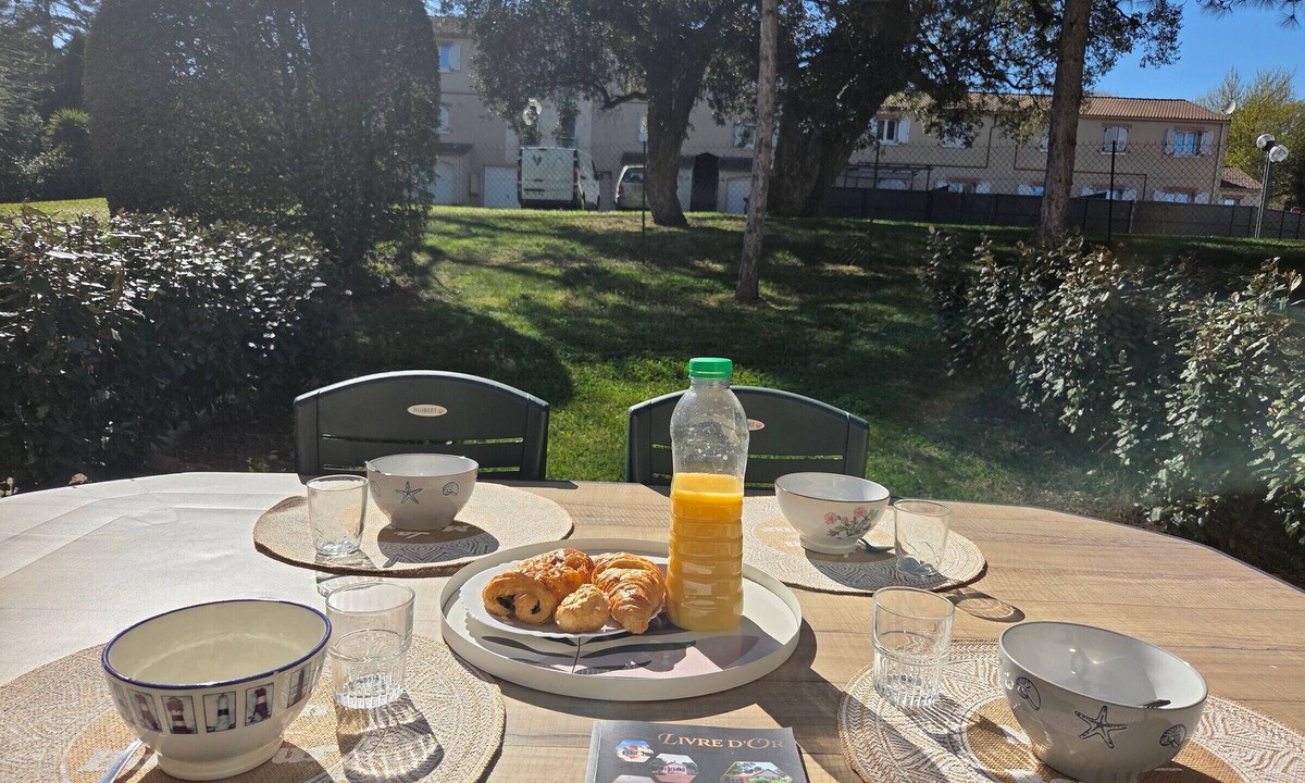 Saint-Brevin-l'Ocean Apartment | Duplex with Private Terrace Near Beach - Saint Brevin L'Ocean